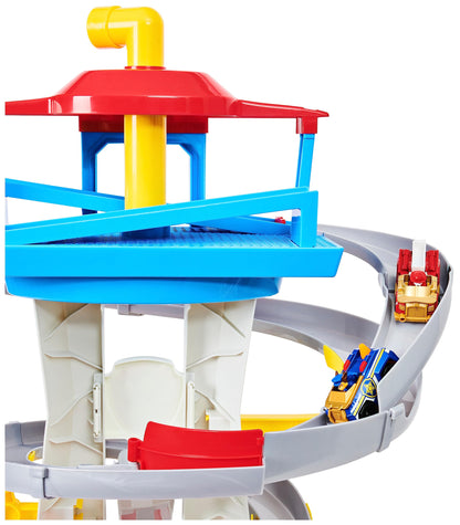 PAW PATROL 6058281 - True Metal Adventure Bay Playset with 2 metal vehicles in 1:55 scale.