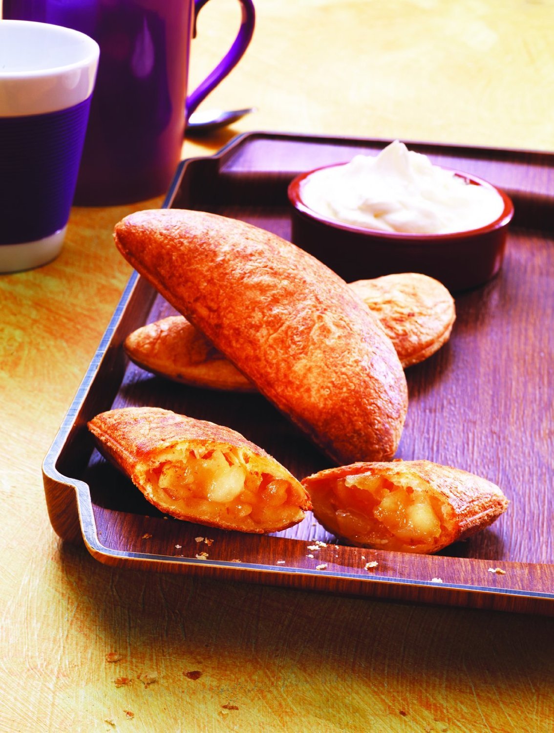 Tefal Snack Collection Plate for pastries/empanadas, compatible with SW85XX Snack Collection. Includes recipe book and convenient storage box. Black, XA8008.