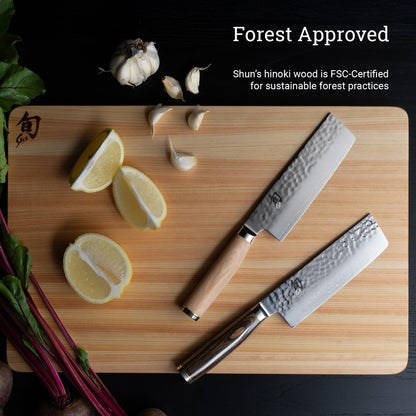 KAI Shun Cutting Board Hinoki, Size M - Japanese Cypress - Dimensions 40.5 x 27.5 x 1.35 cm Cutting Surface Wooden Board for Cutting