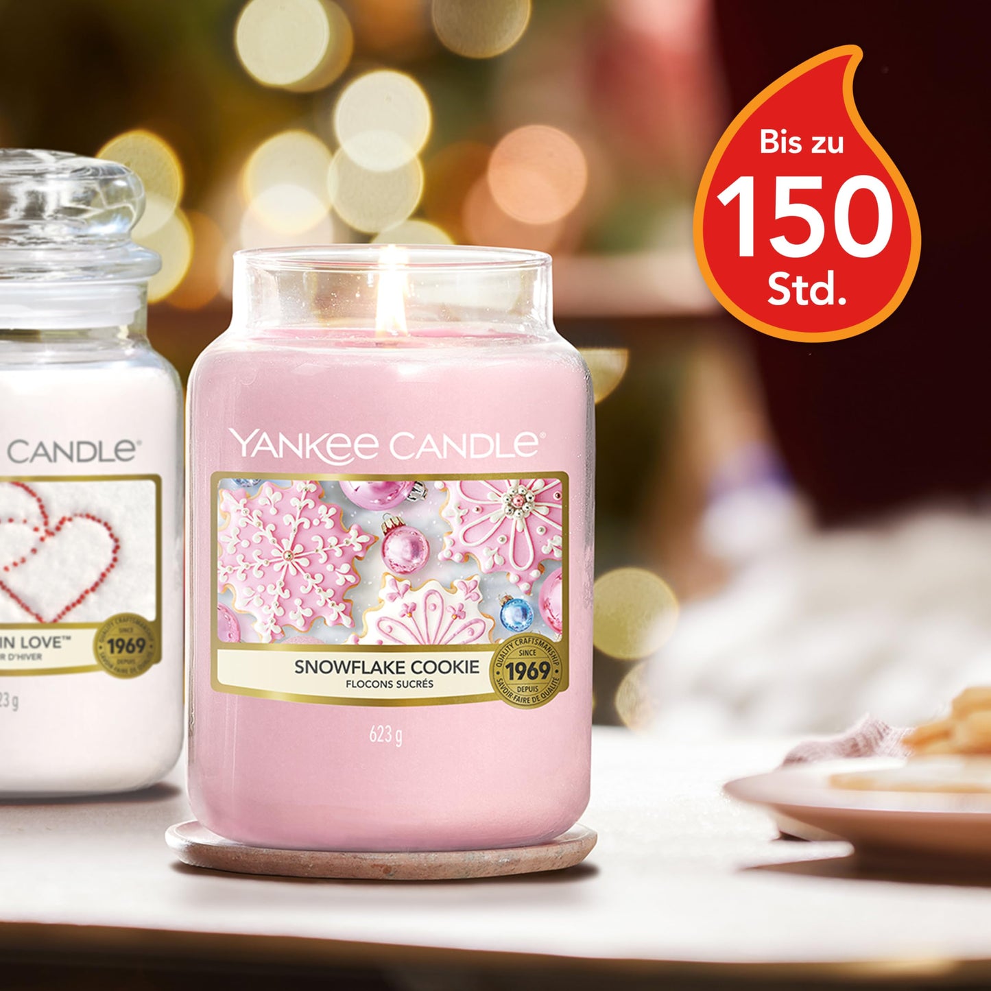 Yankee Candle jar candle (large) | Snowflake Cookie scent | Burns up to 150 hours