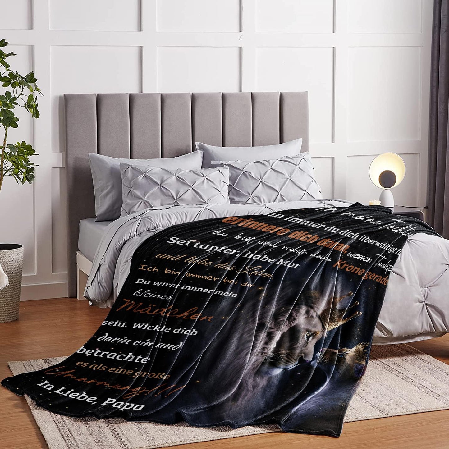 Cuddle Blanket: Soft father-daughter blanket, personalized gift from dad. Super soft fleece blanket, perfect for birthday and Christmas gifts. Ideal for living room, bed, or sofa.