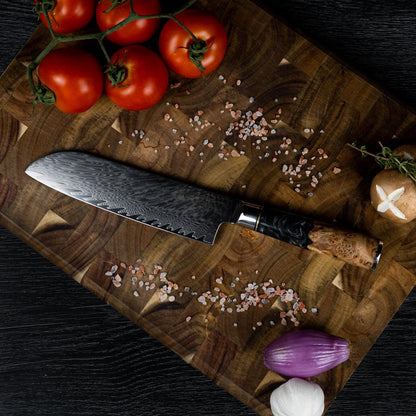 Tsume Santoku Knife Onyx, Blade length 19cm, Genuine Damascus Kitchen Knife, 67 layers of VG10 stainless steel core with black and white resin and wood handle, razor-sharp.