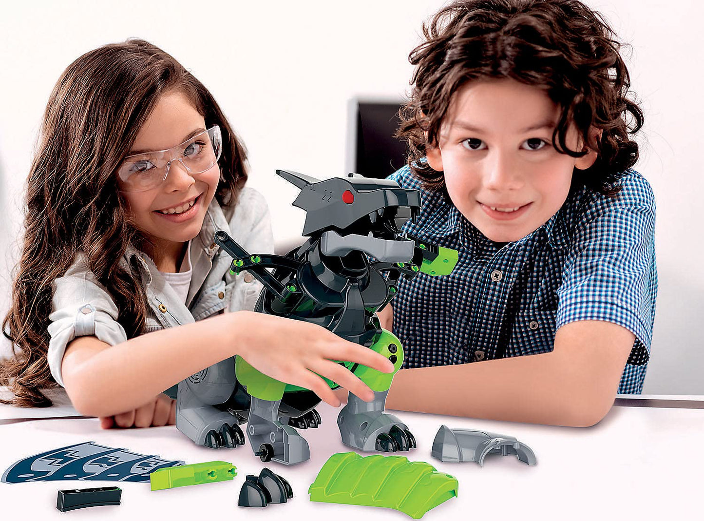 Clementoni Galileo Robotics - Mecha Dragon, dragon robot model kit, 3 motors, sensors & app control, electronic toy for kids ages 8 and up 59215