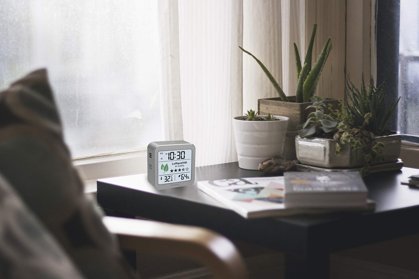 WL1020 Air quality monitor for monitoring air quality, successor to WL1005, temperature display, humidity display, alarm for poor air quality.