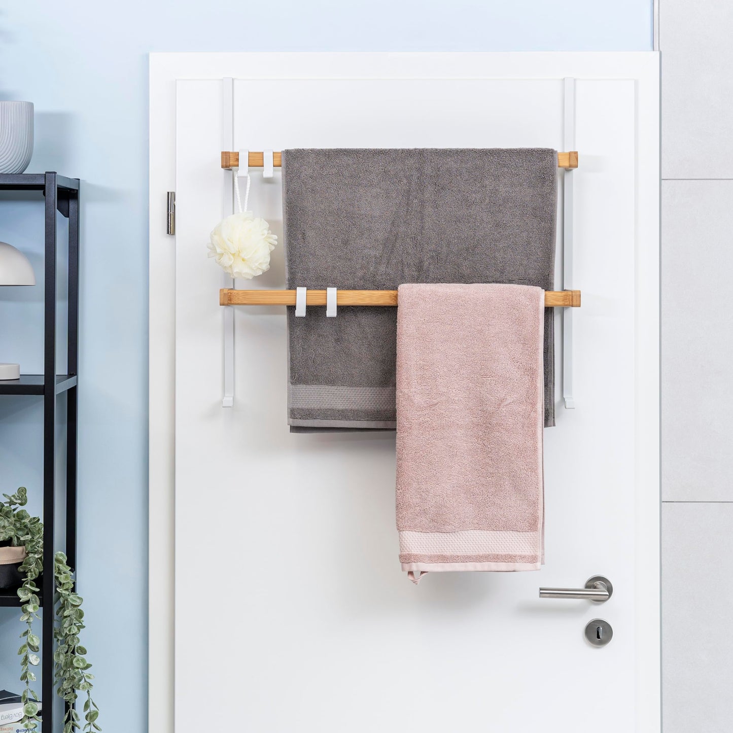eluno Door Hanging Shelf made of metal and bamboo, door towel holder with 2 towel bars, 4 convenient hooks, for hanging without drilling (White)