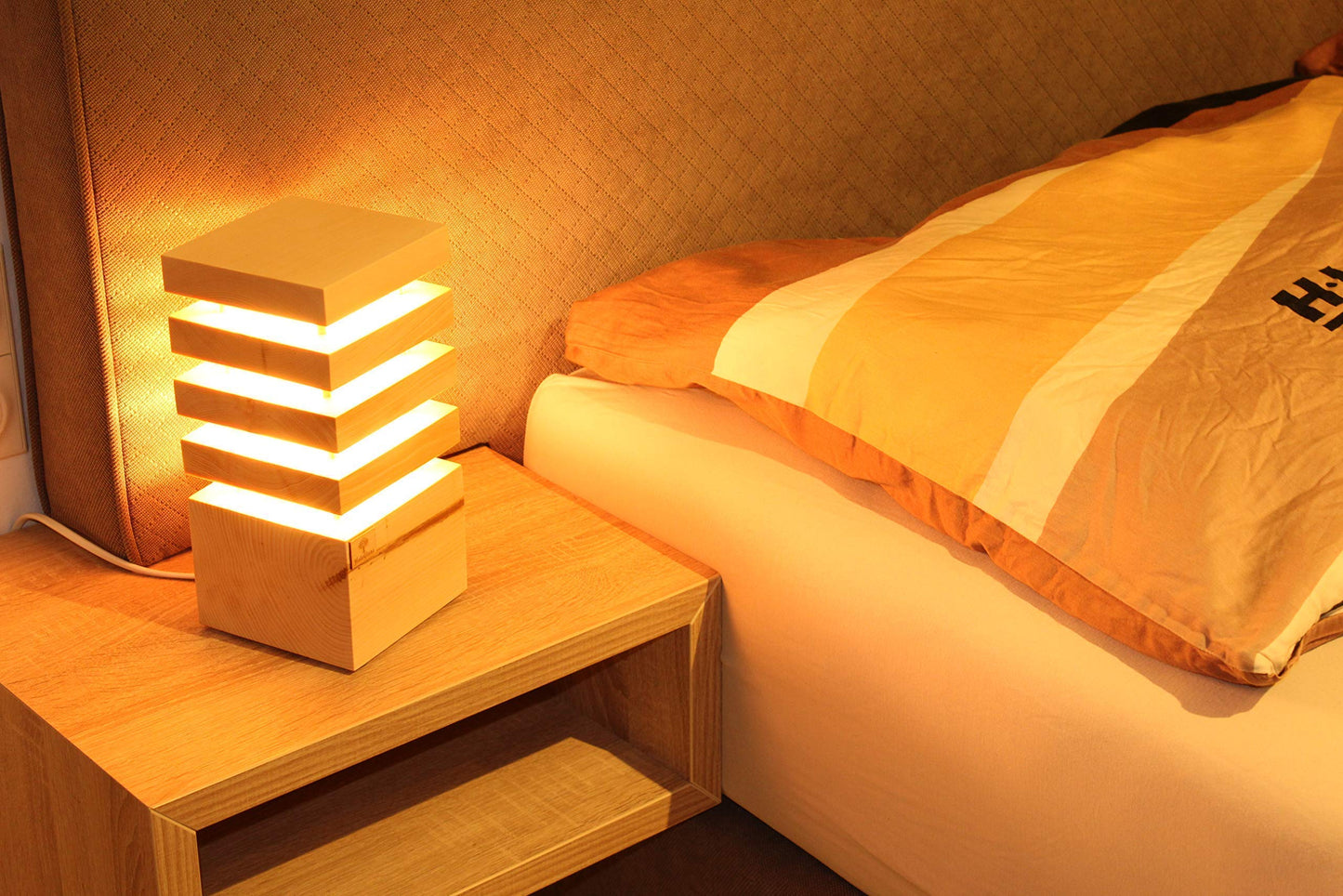 LED lamp 12.5 x 12.5 x 26 cm - Wooden bedroom lamp - Handcrafted in Austria