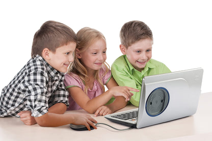 Vtech Genio Learning Laptop - educational computer with internet access, text program and learning content on letters, words, math, logic and more - for children aged 5-12 years.