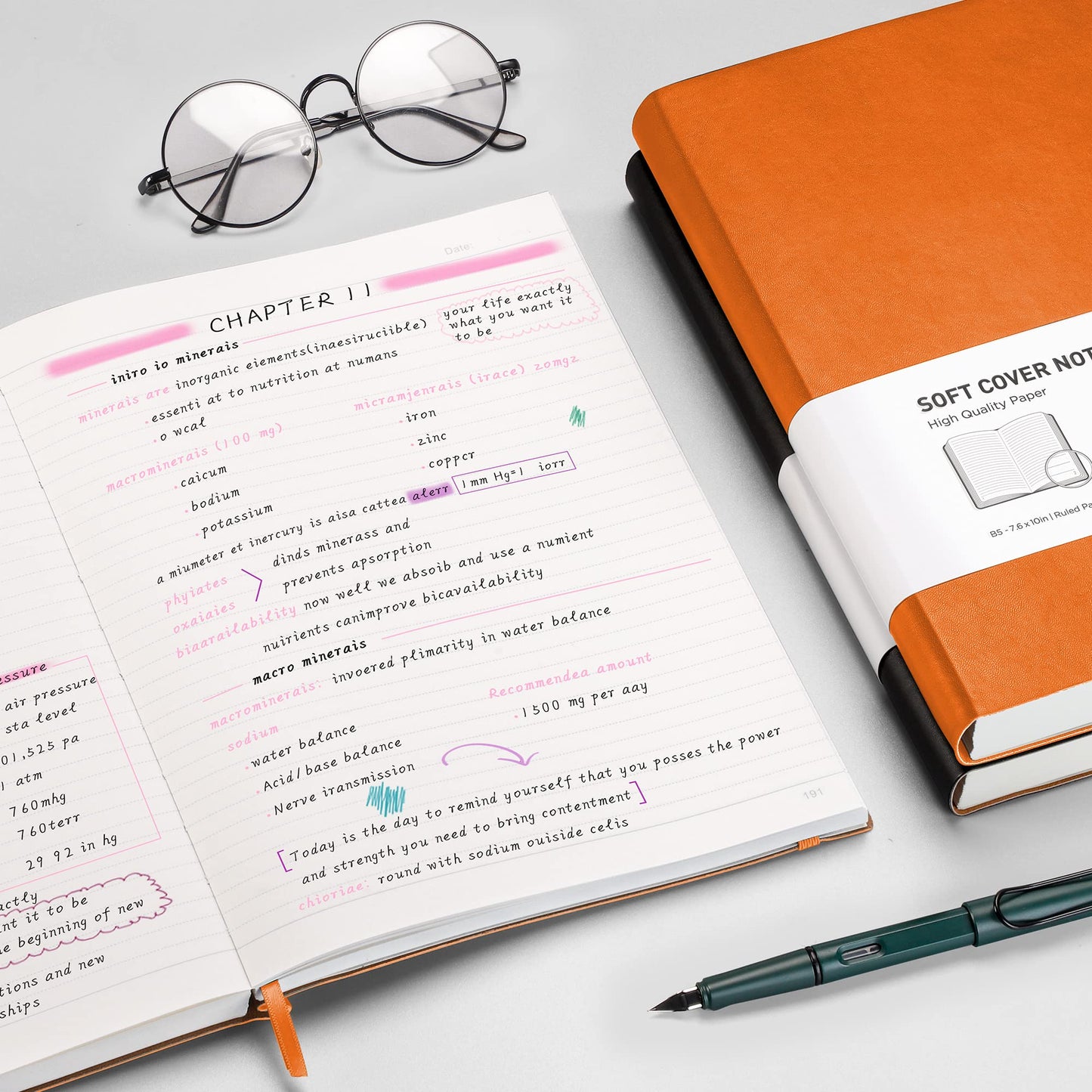 RETTCY Notebook B5 lined - Thick journal with 320 numbered pages, 1 back pocket, and high-quality softcover for women and men in the office or school, 19 x 25 cm - Orange