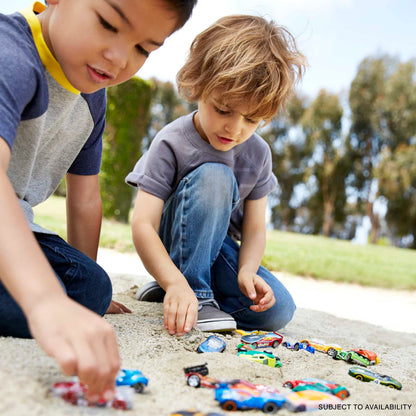 Hot Wheels BHT77 Track Builder Straight Track Set, track set accessories & Wheels 54886 1:64 Die-Cast Car Gift Set, 10 toy cars, random selection, toy cars for ages 3+, 10-pack