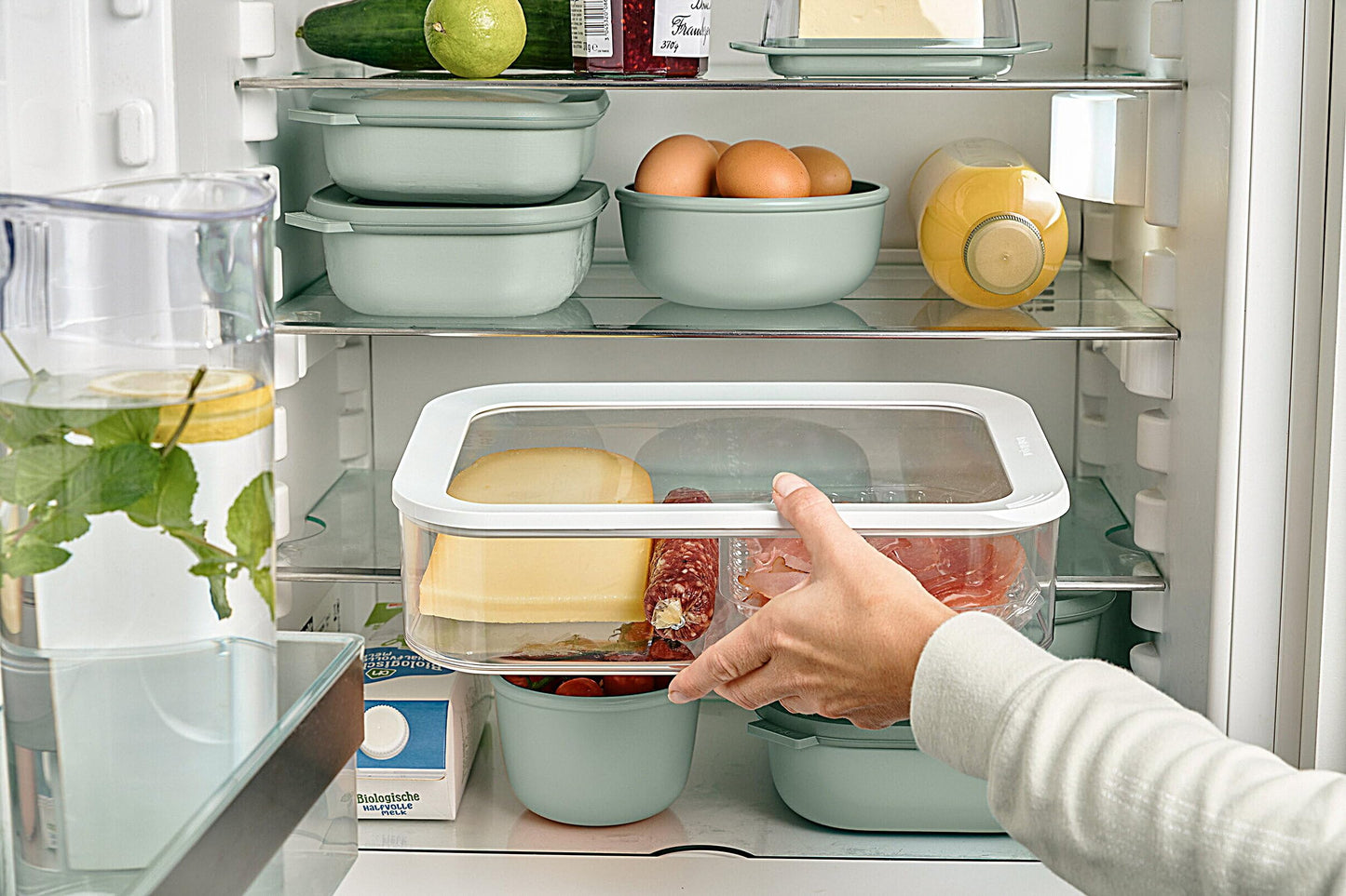 Mepal Multi Bowl Cirqula Round - Microwave-safe dish - Suitable as a airtight storage container for the fridge, microwave dish & as food storage containers - 2250 ml - Nordic white