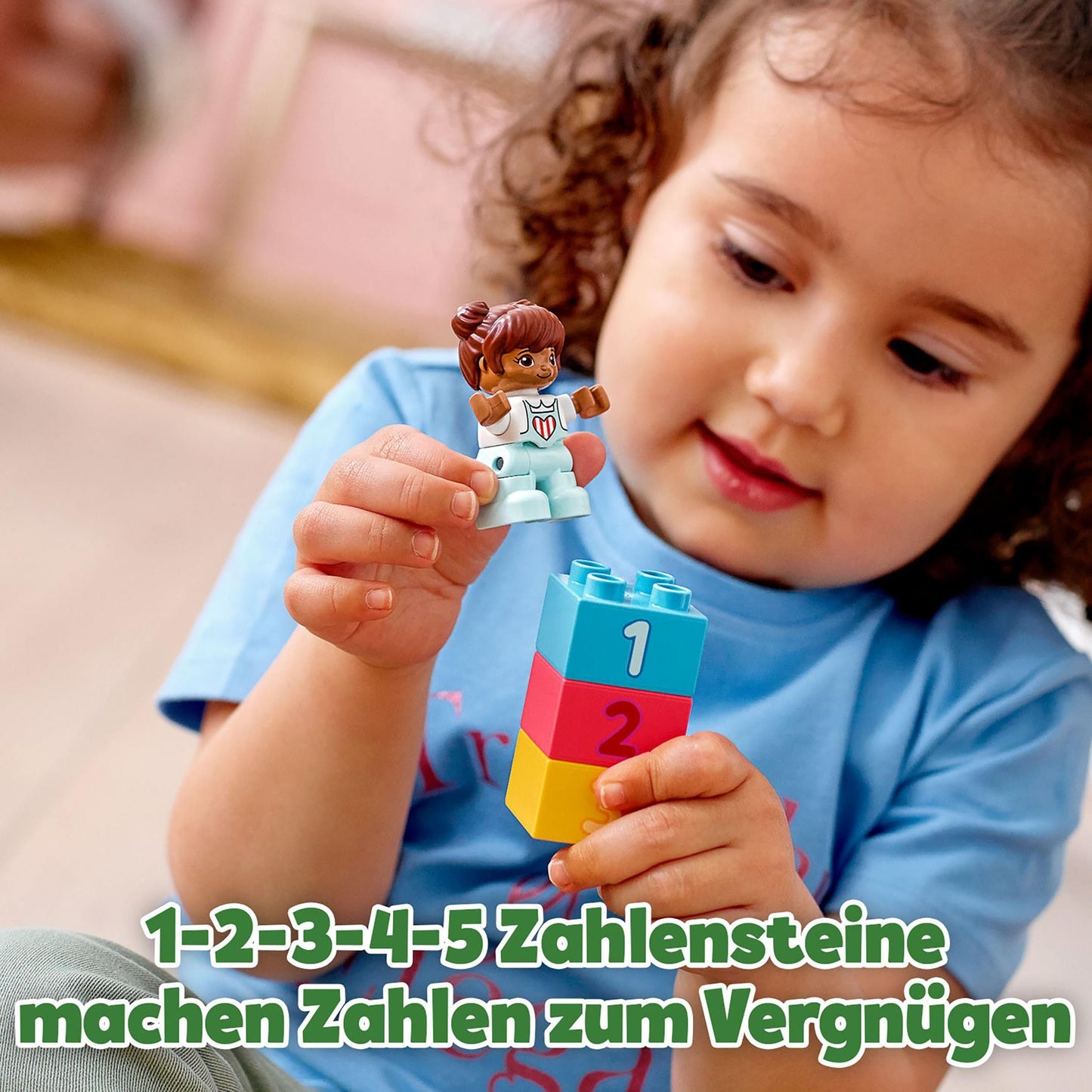 LEGO DUPLO Classic Brick Box - Montessori toy for 1 year olds - Educational toy for toddlers with car, number bricks, animal figures and storage box - Gift for girls and boys 10914
