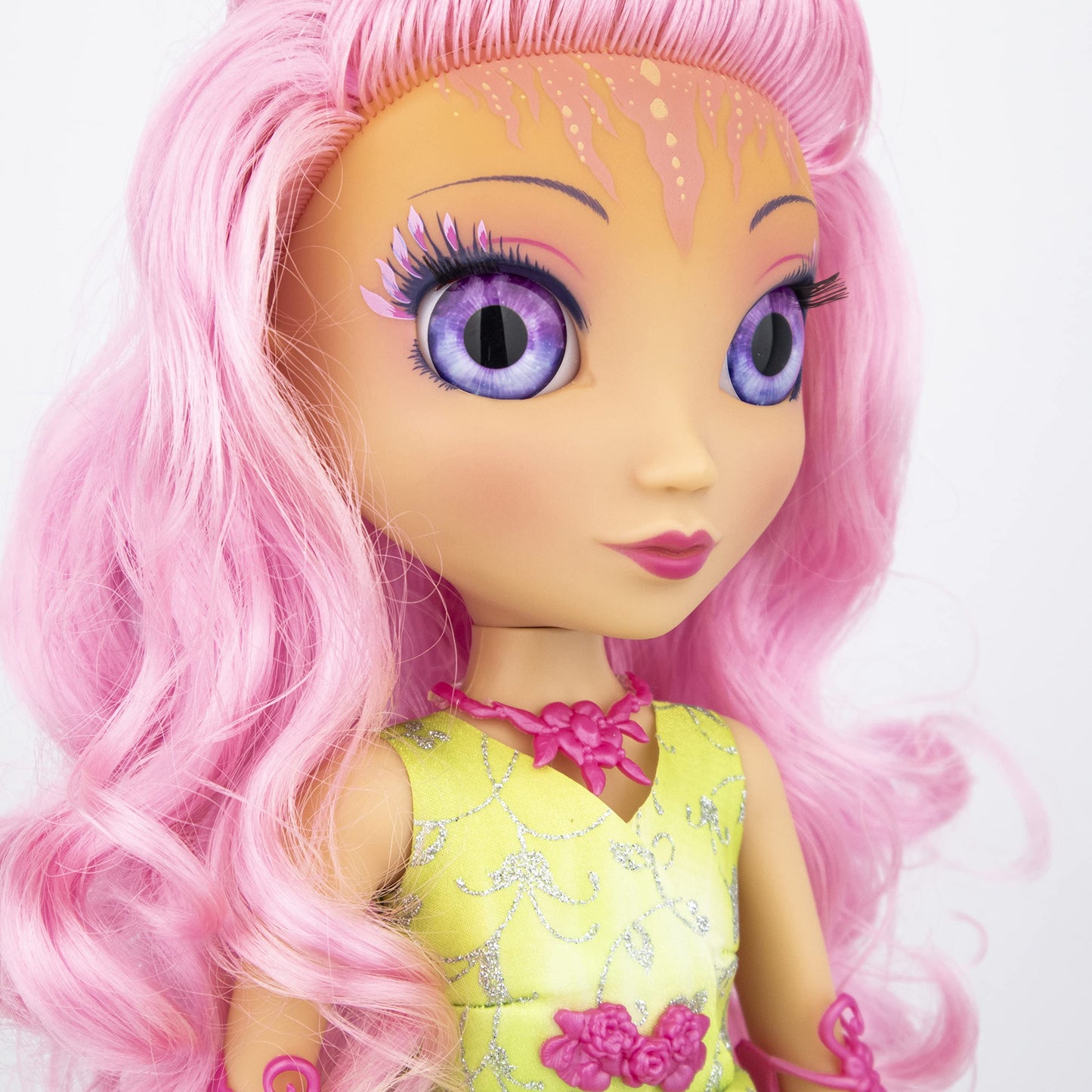 Nebulous Stars Deluxe Collectible Doll Petulia 38cm with clothing, for ages 3+