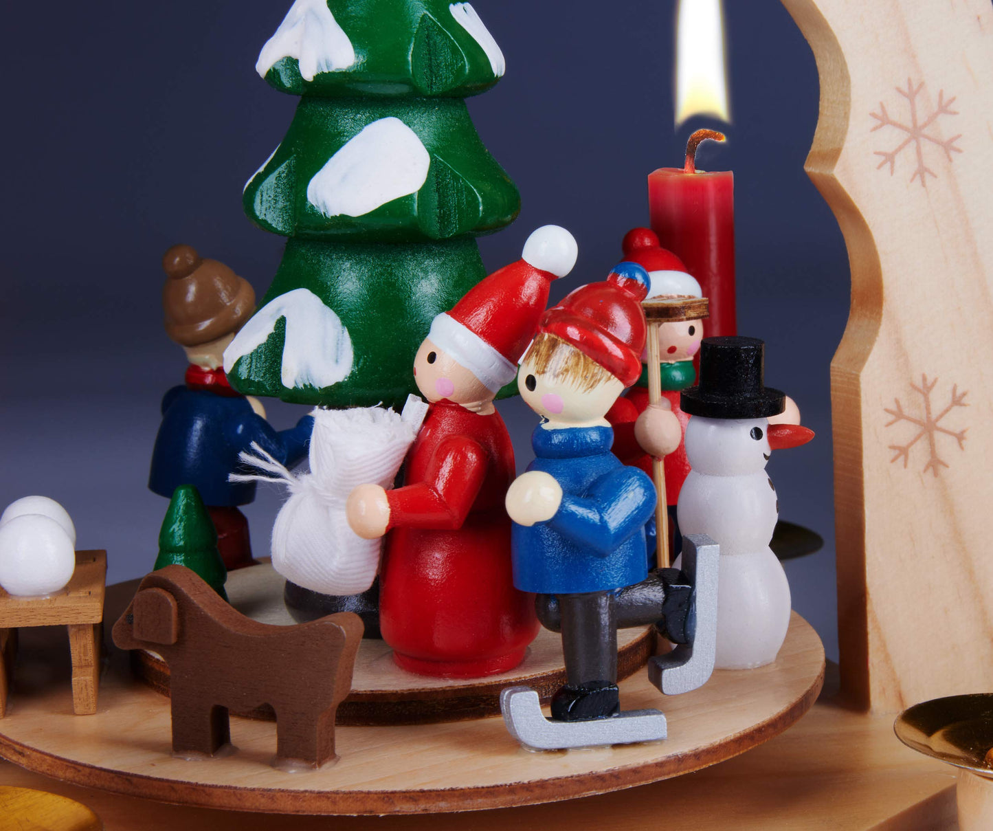 BRUBAKER Christmas Pyramid - Nativity and Winter scenes - Tea light pyramid and candle pyramid made of glass or wood - Black White Brown