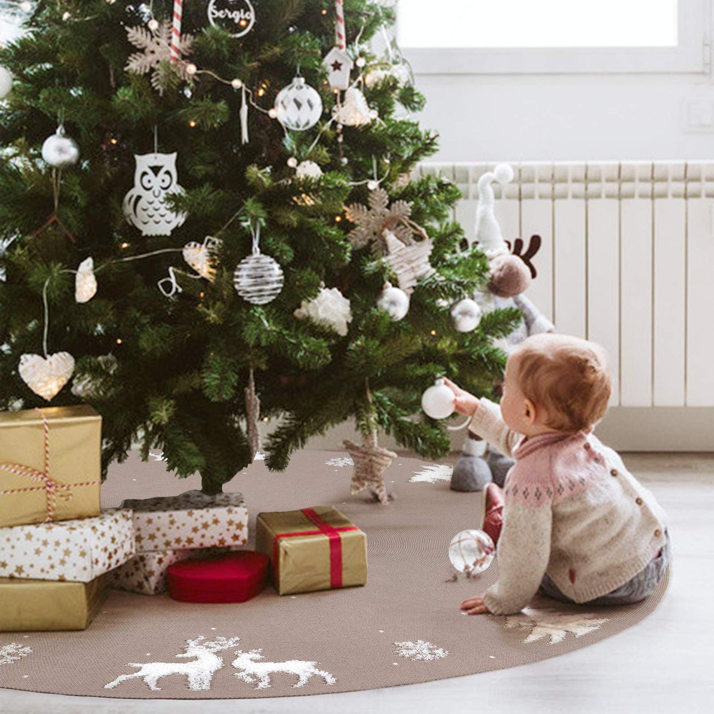 LOMOHOO Christmas Tree Skirt 48 inches knitted 3D Elk Christmas Tree Skirt, Rustic red tree skirt for Christmas decoration, for indoor and outdoor use (Beige, 48 inches)
