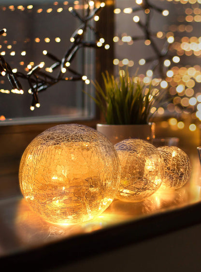 PURE LIVING INTERIOR DESIGN LED ball light 3-piece set, ball with timer, light balls with battery warm white as decorative light battery operated, glass ball as window sill decoration, lights decoration, window sill