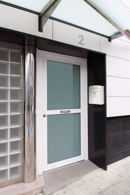 Arregui - Stainless steel mailbox, 28.5 x 24 x 9.5 cm, white.