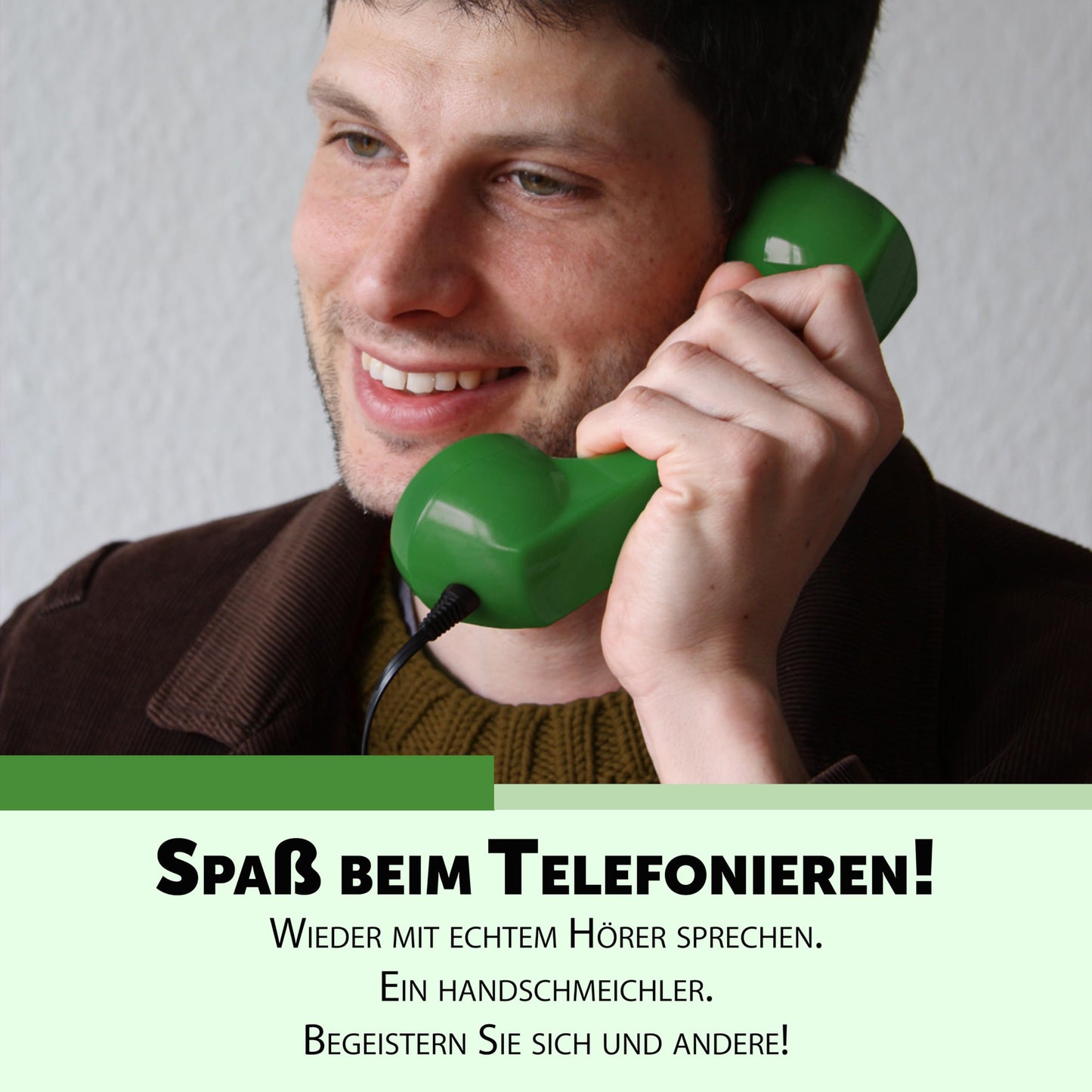 Description 60s Micro: Retro telephone handset for mobile with USB-C adapter as retro headset for Android Smartphone and for iPhone 15 and newer in Green.
