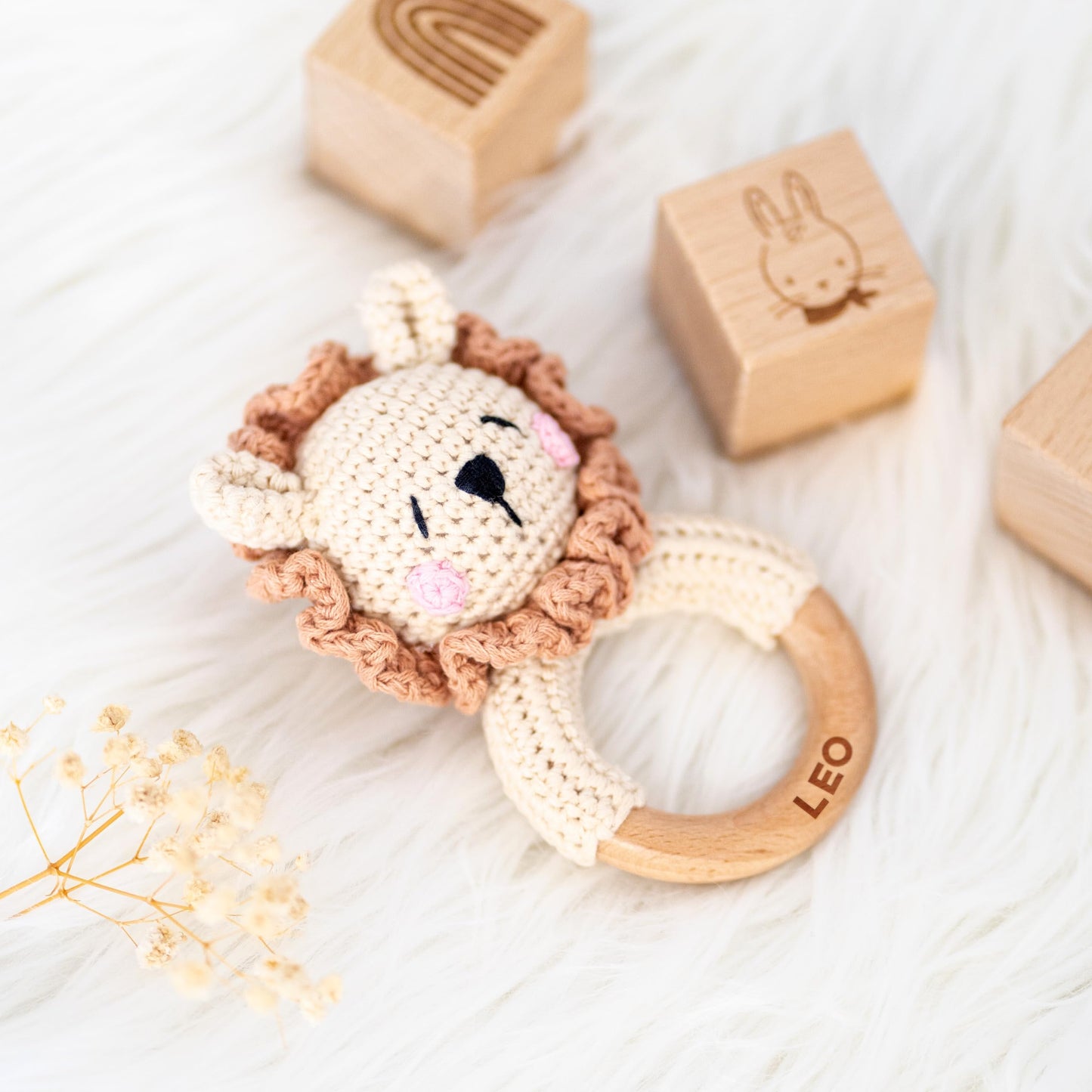 Muckelmeister wooden teething toy personalized with name - crocheted animal baby rattle - baby gifts for girls/boys - small gifts for newborns - lion.