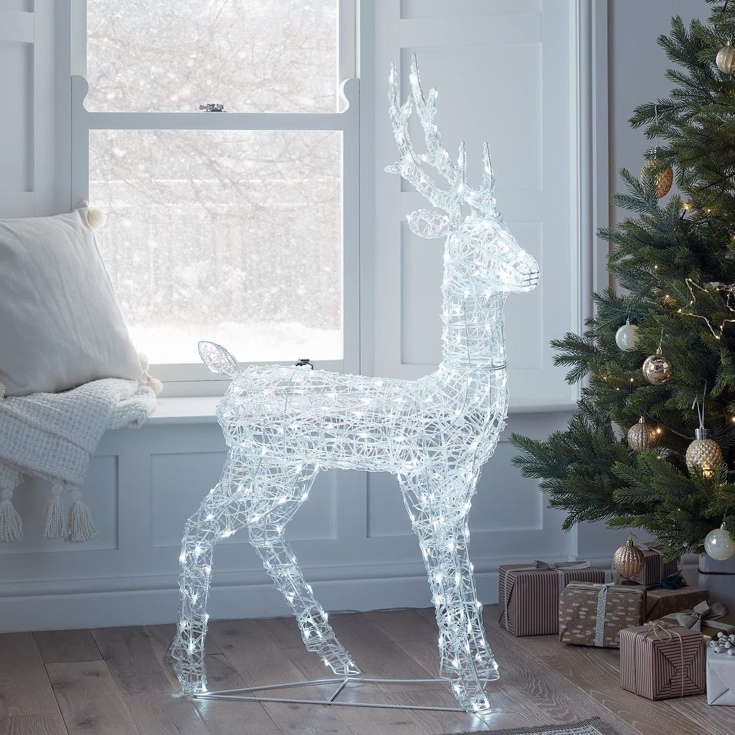 Lights4fun 120cm Swinsty LED Reindeer Family - Acrylic White Timer Christmas Figure Lighting Outdoor and Indoor - Deer Figure Christmas Decoration Outdoor