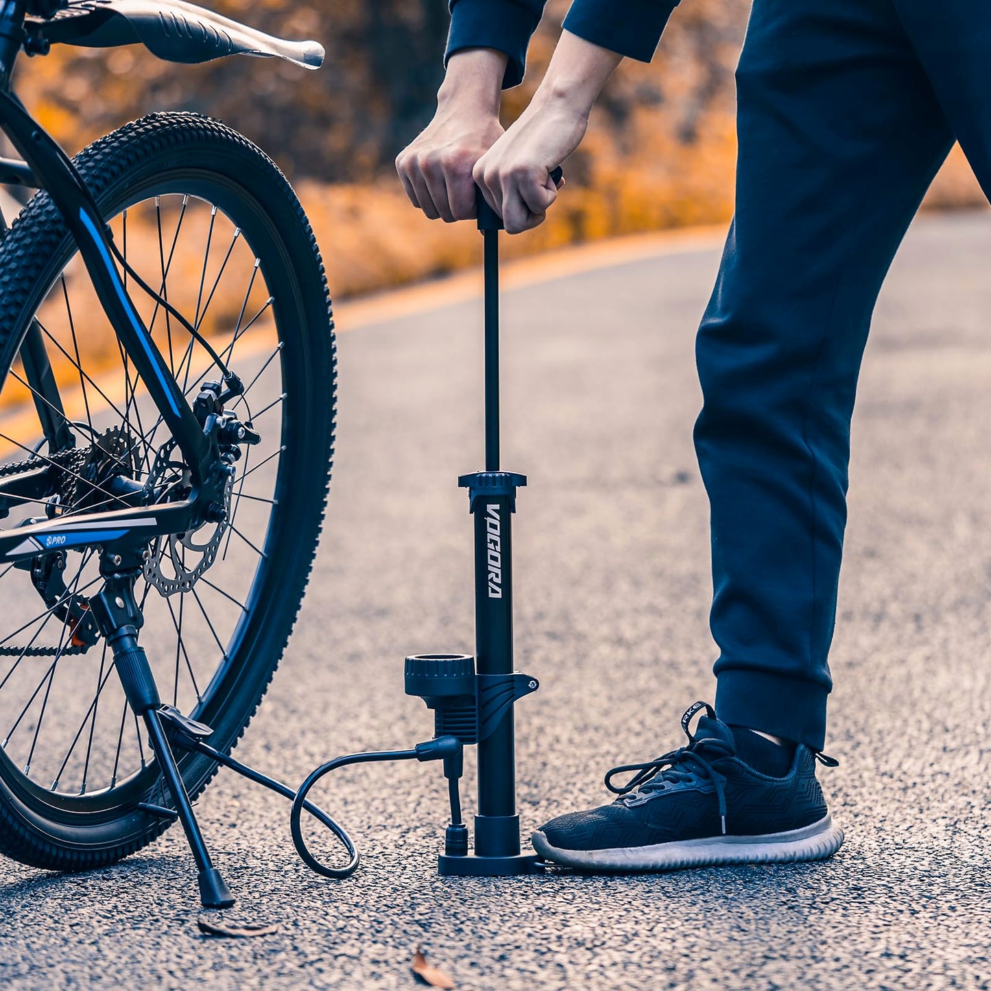 VOGORA bicycle pump for all valves, bike pump French valves with 160 PSI gauge, bike accessories pump air floor pump for ball