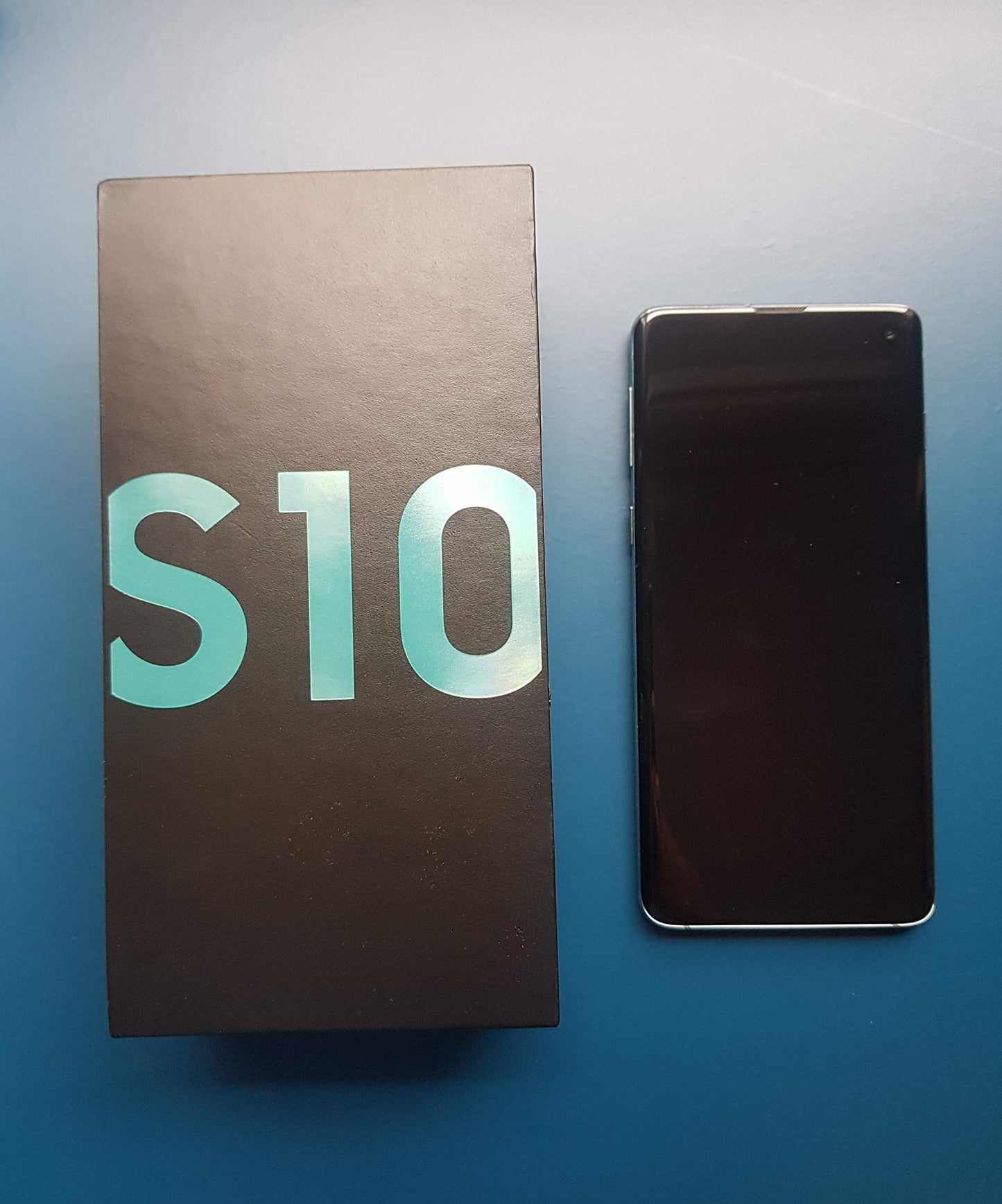 Samsung Galaxy S10 Smartphone (6.1 inch, 128GB storage, 8GB RAM, Prism Green) - [Standard] German Version