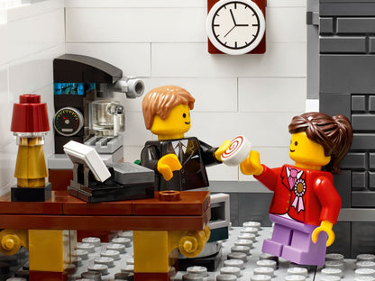 LEGO 10251 10251 Creator Expert Set The Bank, For ages 16 and up.