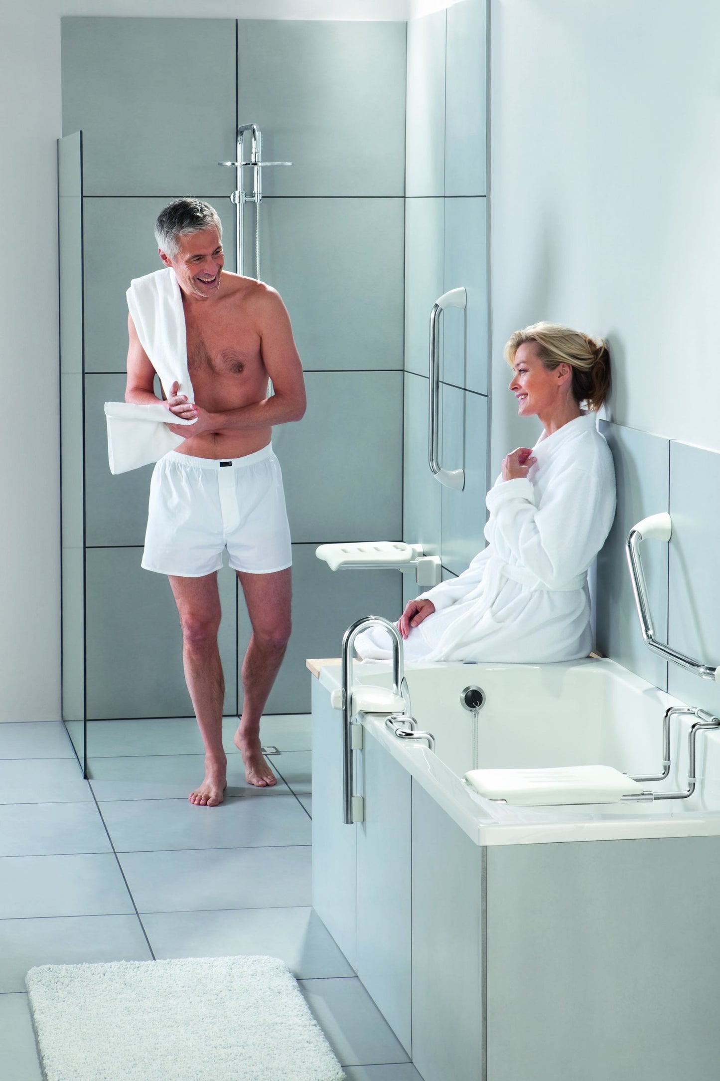 Spirella Vivawell shower stool, foldable shower seat with non-slip feet stainless steel.
