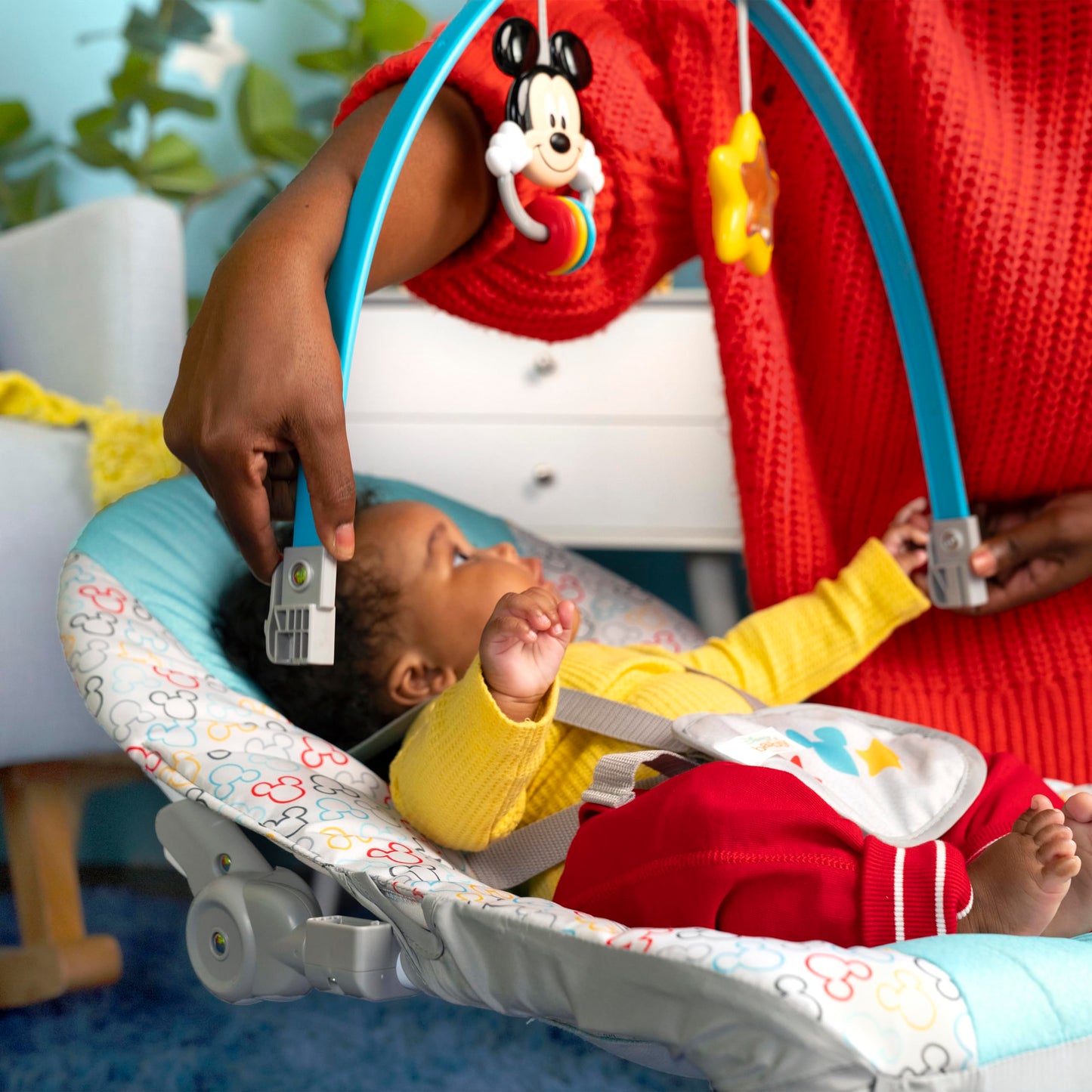 Bright Starts Disney Baby MICKEY MOUSE Infant to Toddler Rocker & Seat with Vibrations and Removable Toy Bar, 0-30 Months Up to 40 lbs (Original Bestie)