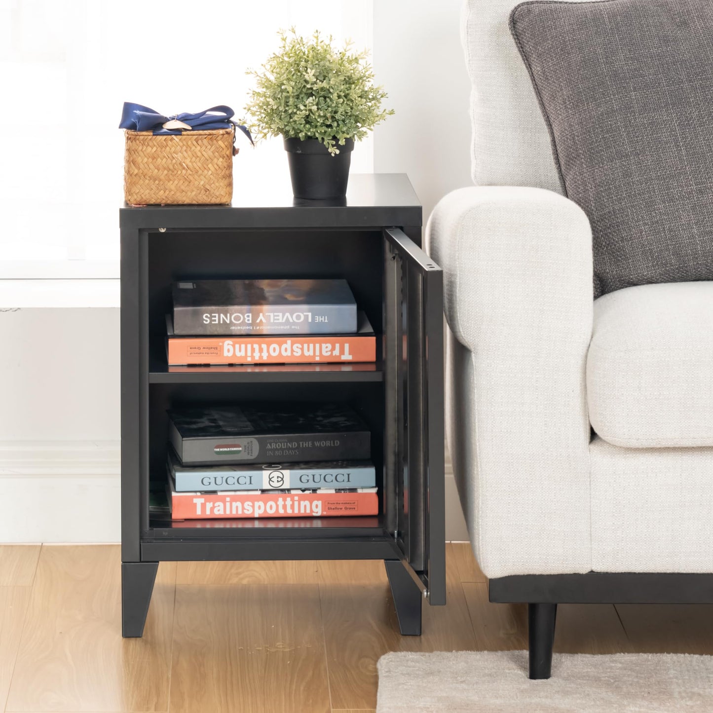 Small storage cabinet, steel cabinet, file cabinet, freestanding with 4 sturdy metal legs & scratch-resistant powder-coated surface, compact yet spacious, black, 30*40*57cm.