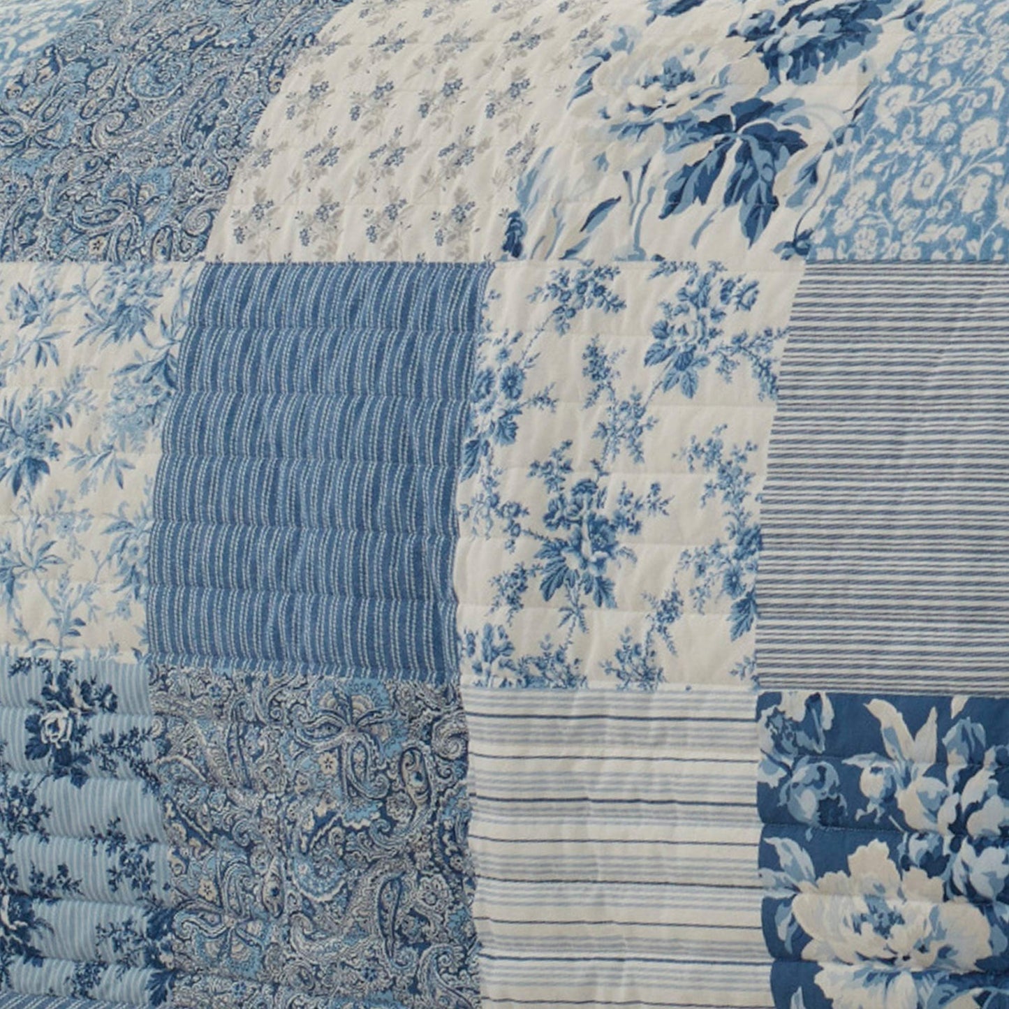 Laura Ashley - Double bed linen set, reversible cotton bedding with matching pillowcase, farmhouse-inspired home décor (paisley patchwork pattern, blue, double bed)