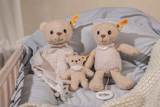 Steiff cuddly toy GOTS Noah Teddy bear snuggle cloth, sweet plush toy, boys, girls & babies from 0 months, plush toy 32 cm, beige, 242762