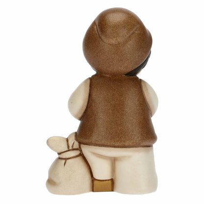 THUN - Nativity scene 2022 - Nativity figure Nativity child with apple made of ceramic, hand-decorated, white dress - Classic line Nativity scene - 4.3 x 3 x 6.5 cm h