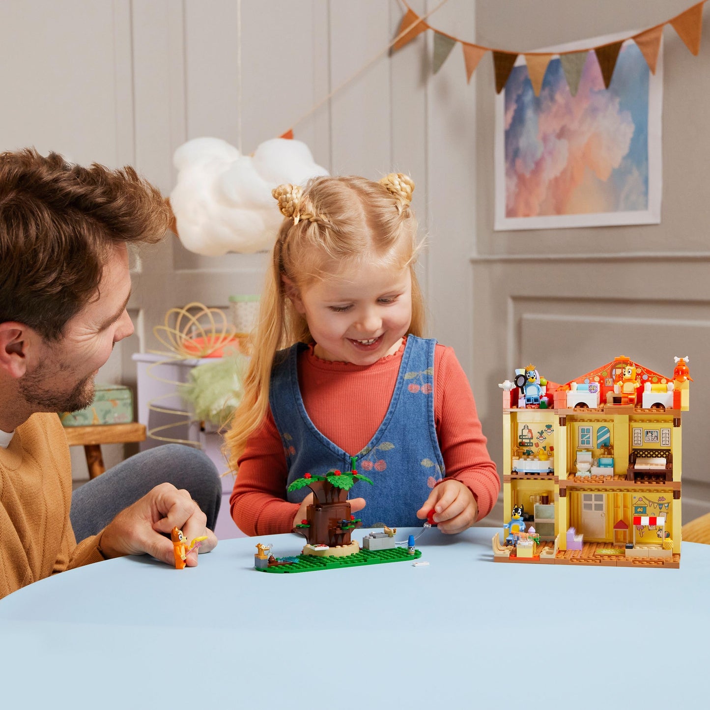 LEGO Bluey: Bluey's Family House Toy - Modular Playset with Multiple Rooms, a Garden, 4 Minifigures & Fun Accessories - Birthday Gift for 4+ Year Old Girls & Boys or TV Show Fans - 11203
