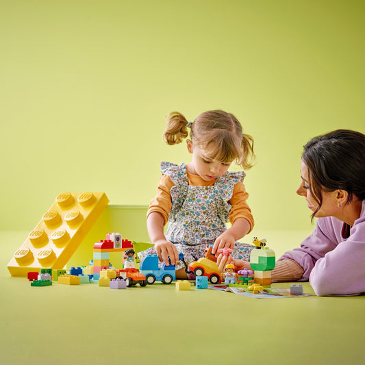 LEGO DUPLO Bricks Box Cars and Trucks - Educational toy for boys & girls from 1 year old - Toy for toddlers with 1-2-3 bricks, 2 figures and 3 vehicles for playing and building - Gift - 10439
