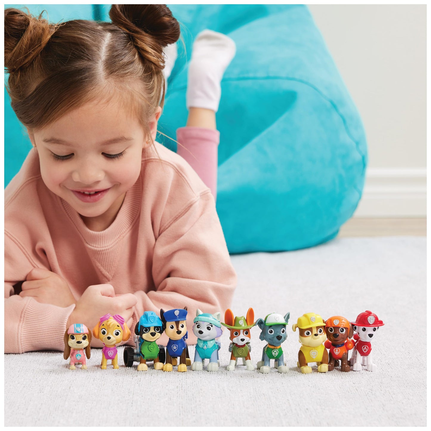 PAW Patrol, Action Pack Pups Figure Gift Set with 10 dog figures to collect, toy figures, for ages 3 and up.