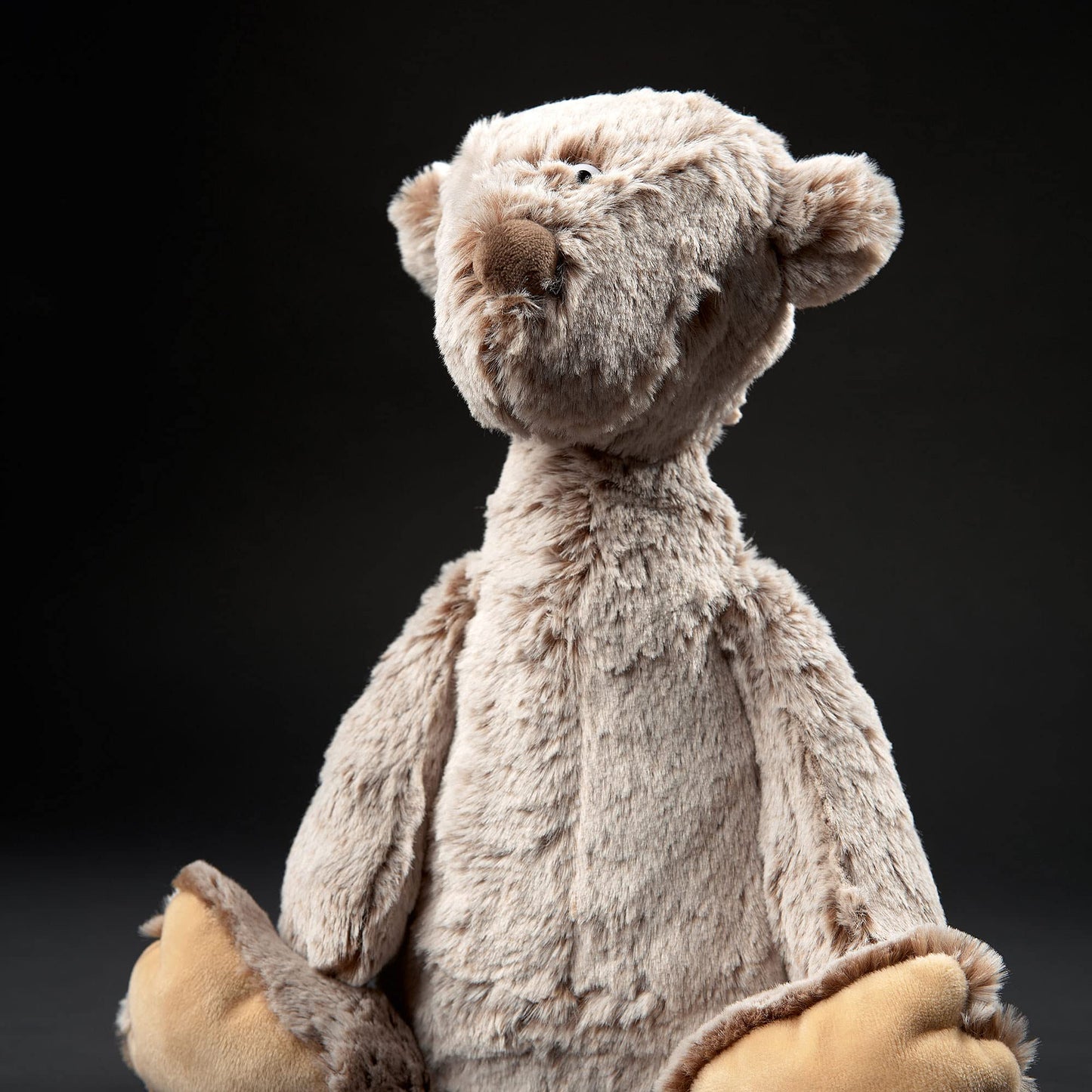 SIGIKID 39679 Ah Good Edition BeastsTown Bear for girls, boys, and adults. Recommended plush toy for ages 2 and up. Beige-Grey/Bear.