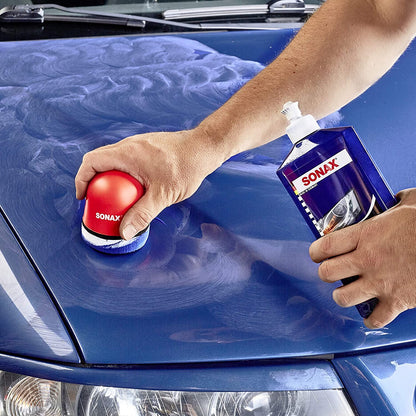 Detailmate SONAX Hand Polishing Set - SONAX Polish+Wax Color blue 500ml + Hand polishing sponge Puck in composite construction hard Ø90/50mm Edgeless Superplush Microfiber Polishing Cloth 550GSM