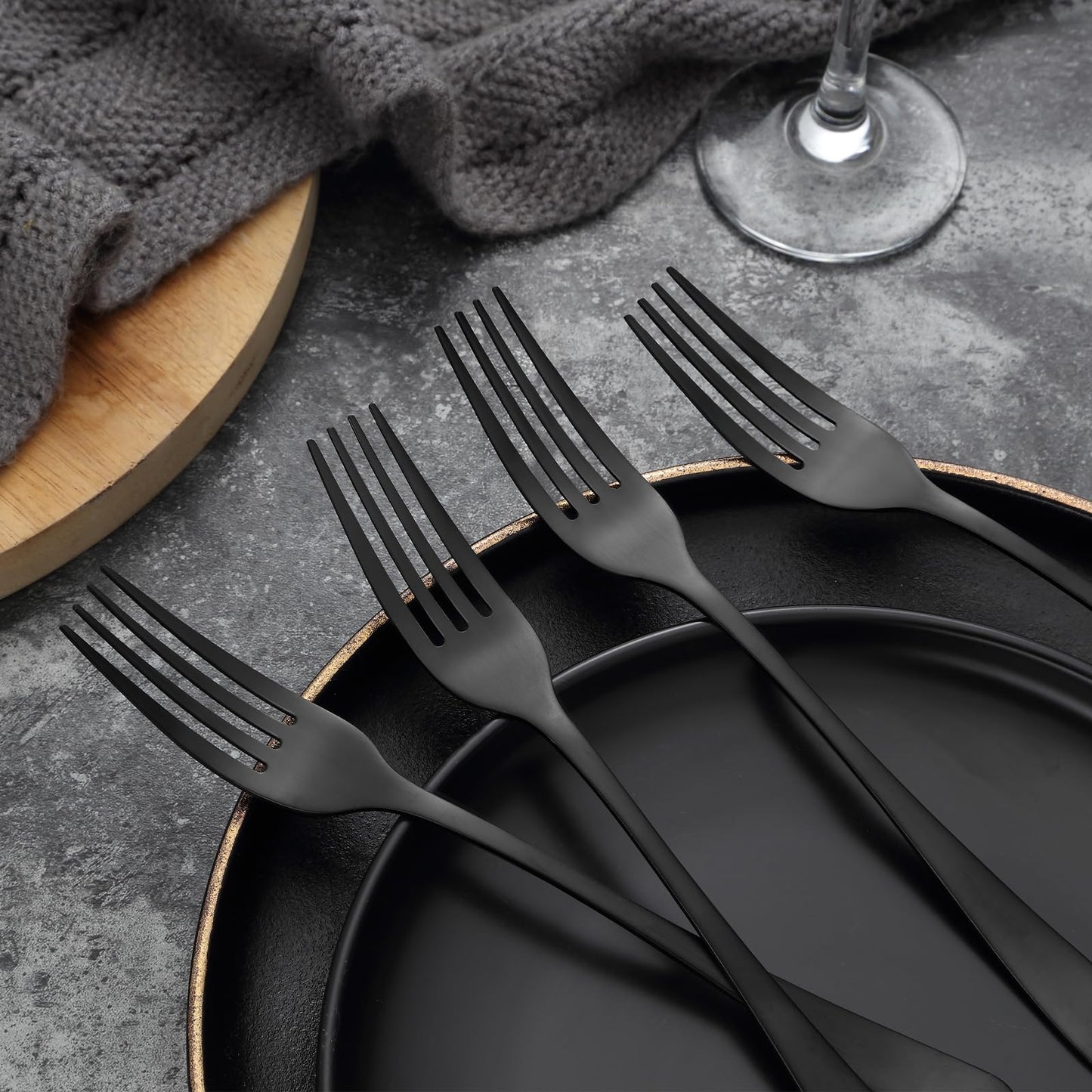 BEWOS 16 Piece Fork Set, Stainless Steel Fork Set with Iron Content, 8.07 Inch Forks, Mirror Polished, Silverware Forks for Any Occasion, Dishwasher Safe, Matte Black