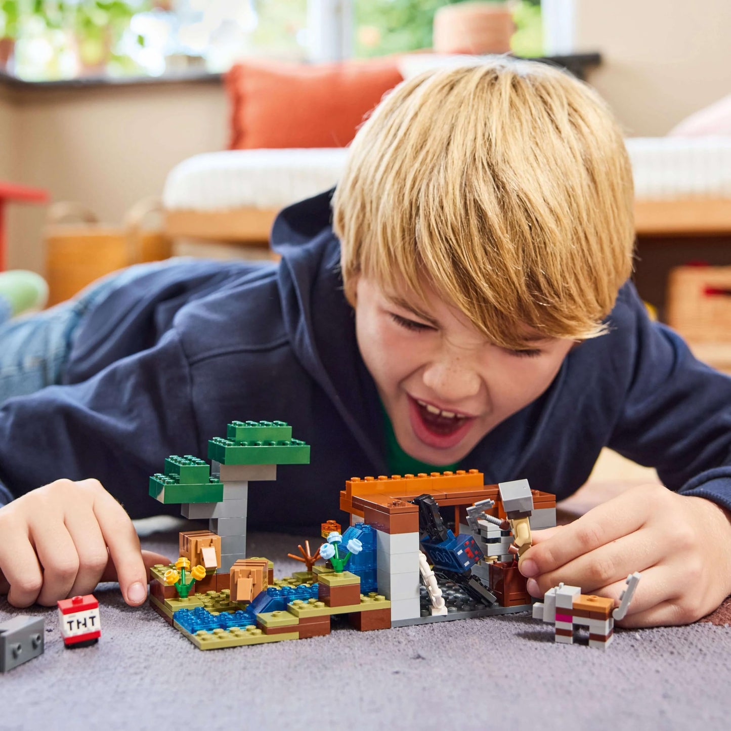 LEGO Minecraft The Armadillo Mine Expedition - Interactive gaming toy with cave spider and wolf figures - TNT function - Gaming gift for boys and girls ages 8 and up - 21269