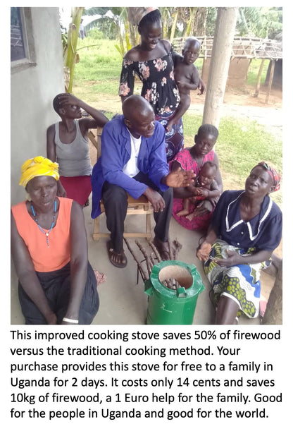 Villageboom crank radio solar power and light | Emergency radio | A product with social impact. Enhance your camping experience while also supporting women's groups in Africa!