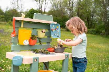 Smoby Life - Mud Kitchen for Kids - Outdoor play kitchen with accessories - 90% recycled materials, UV resistant - Ages 3+