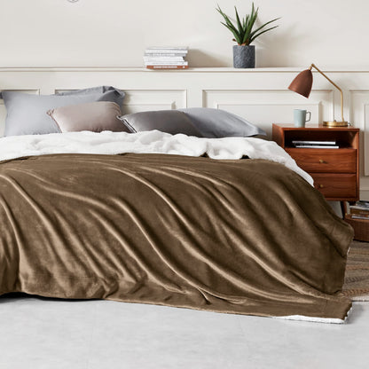BEDSURE Sherpa Fleece Blanket - Warm Cozy Sofa Throw Blanket, Thick Couch Blanket, Plush Living Room Blanket for Couch, Camel, 220x240 cm, XXL