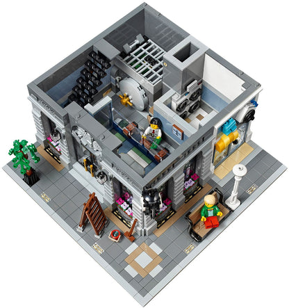 LEGO 10251 10251 Creator Expert Set The Bank, For ages 16 and up.