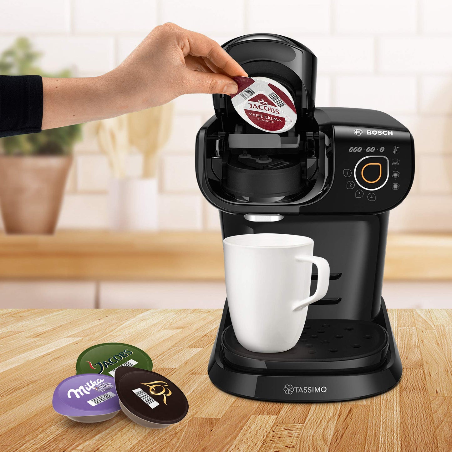 Tassimo My Way 2 capsule machine TAS6502 with water filter, over 70 drinks, drink personalization, coffee variety, easy preparation, 1,500 watts, black.