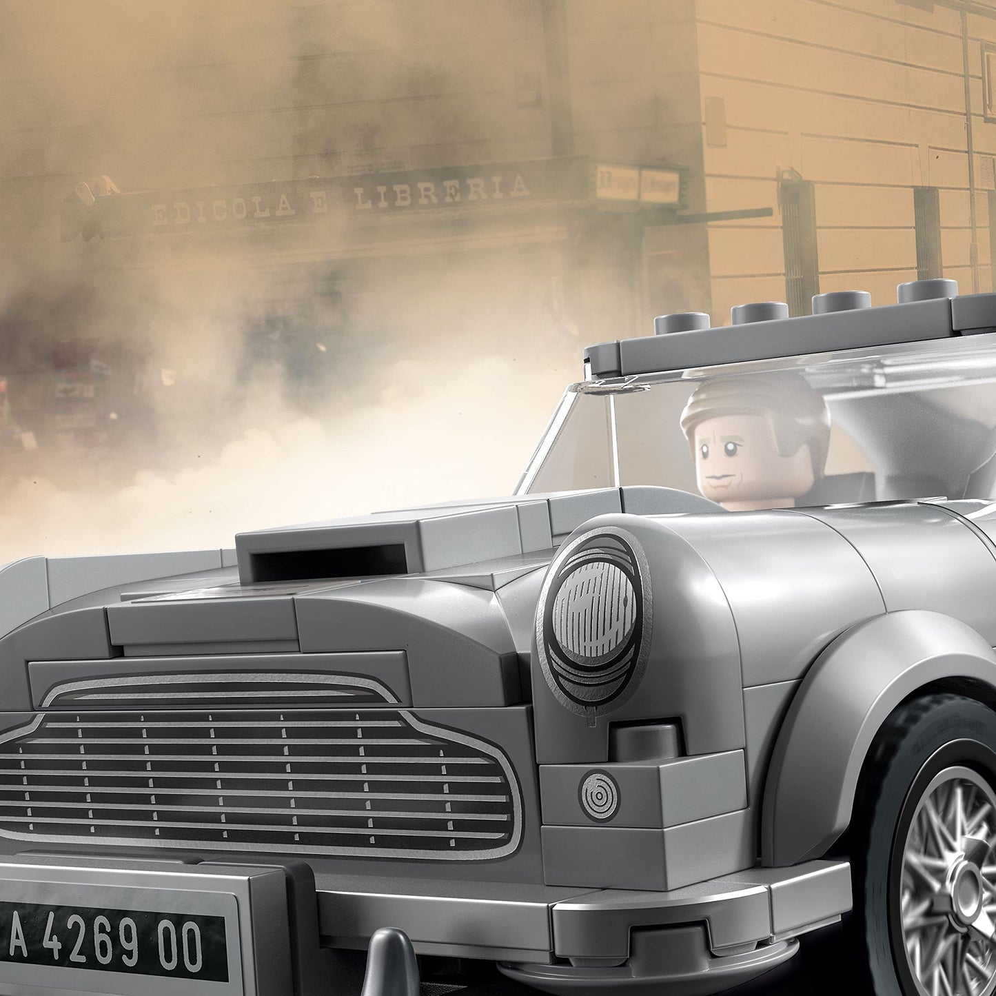 LEGO Speed Champions 007 Aston Martin DB5 76911 - Building Toy Set with James Bond Minifigurine and Car Model Kit for Kids and Teens, Expand Your Collection, Great Gift for Boys and Girls Age 8+