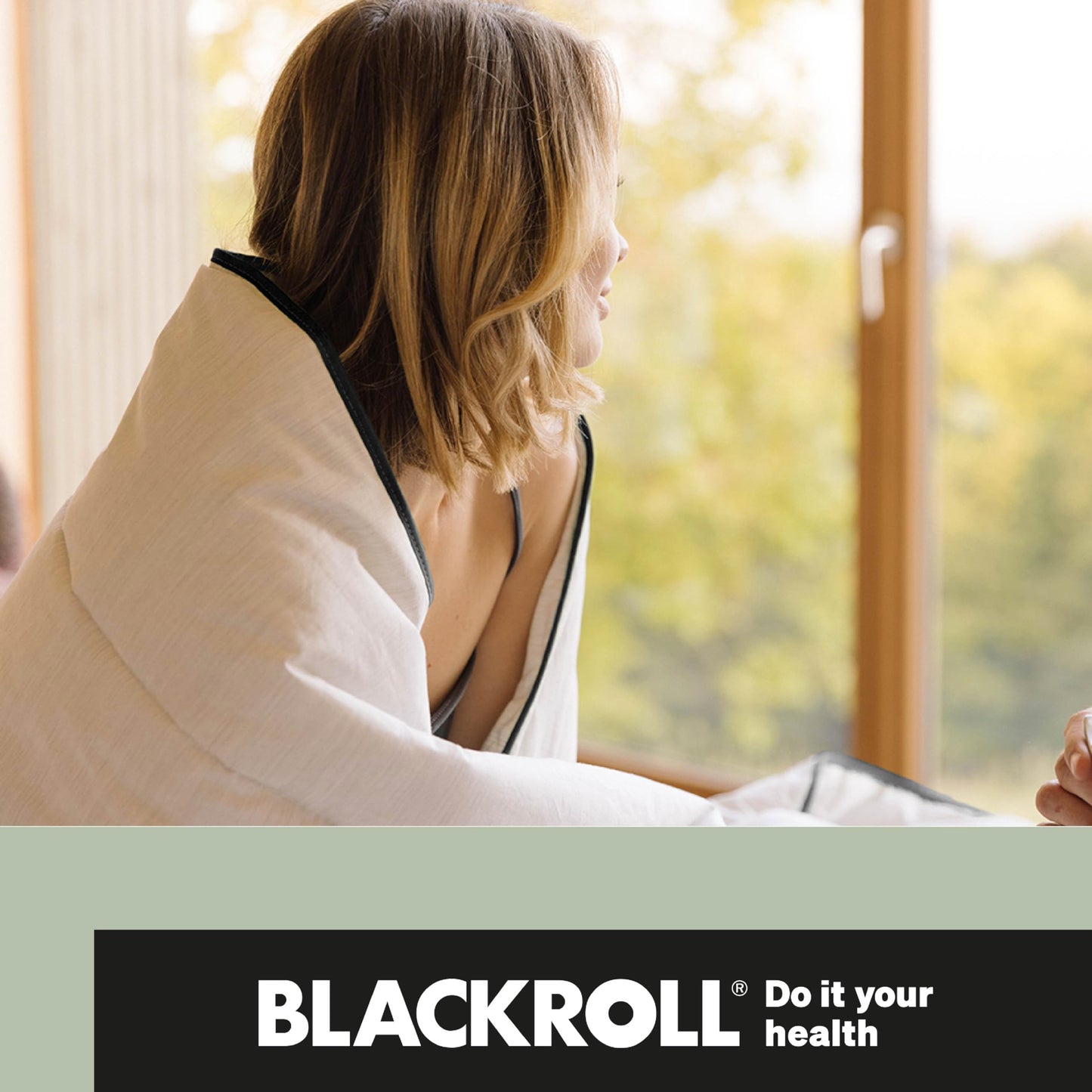 BLACKROLL® Recovery Blanket Winter - Breathable winter blanket with CELLIANT® regeneration, 155x220cm, Made in Germany, Vegan.