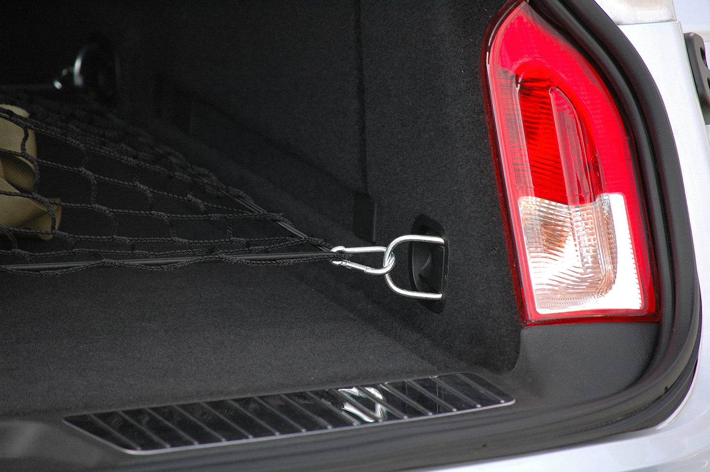 TrunkExpert trunk net compatible with Ford Kuga III SUV, from 2019, elastic luggage net organizer & security for car net storage, net bag with Velcro.