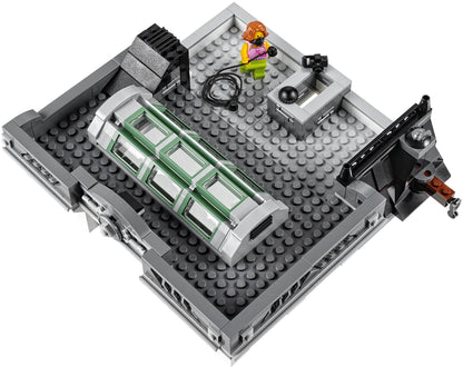 LEGO 10251 10251 Creator Expert Set The Bank, For ages 16 and up.