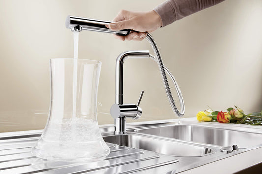 BLANCO LINUS-S Vario | Kitchen tap in chrome | High pressure | With pull-out hose | Switch from clear stream to spray stream | Backflow preventer | Ensured water quality & water-saving