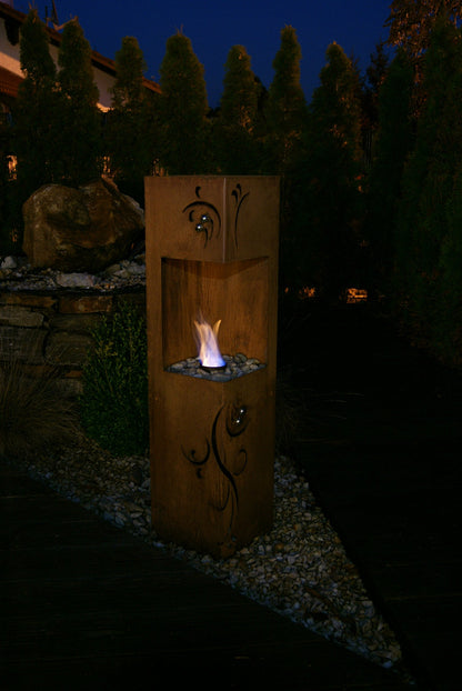 Column of fire Baroque Weathered Rust Metal Garden Decoration Garden Column Torch Fire Column